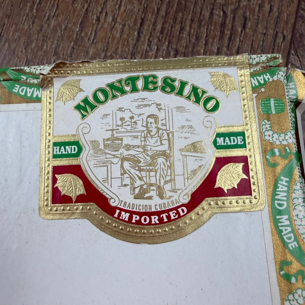 Vintage Montesino Gran Corona Empty Wood Cigar Box Dominican Republic